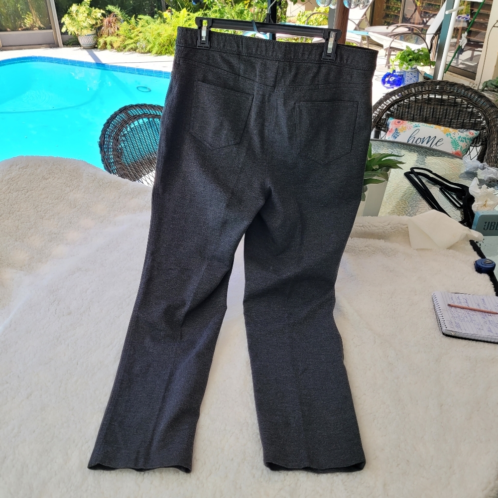 Chico's Charcoal Knit Jeans Sz 2R=12 - Picture 4 of 12